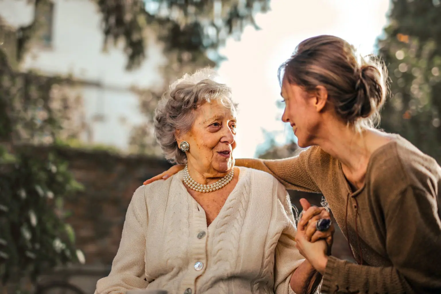 Portrait bienveillant illustrant la confiance et la sérénité du Plan Épargne Retraite Garance Vivacité